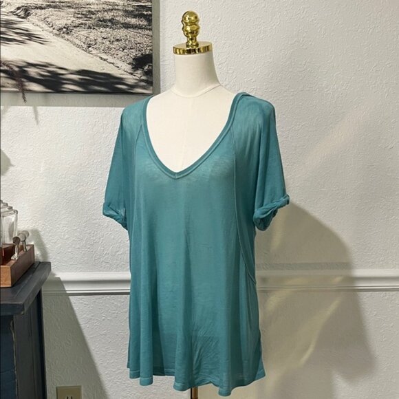 Free People Pomona Mint Short Sleeve V-Neck Tunic - Picture 1 of 10